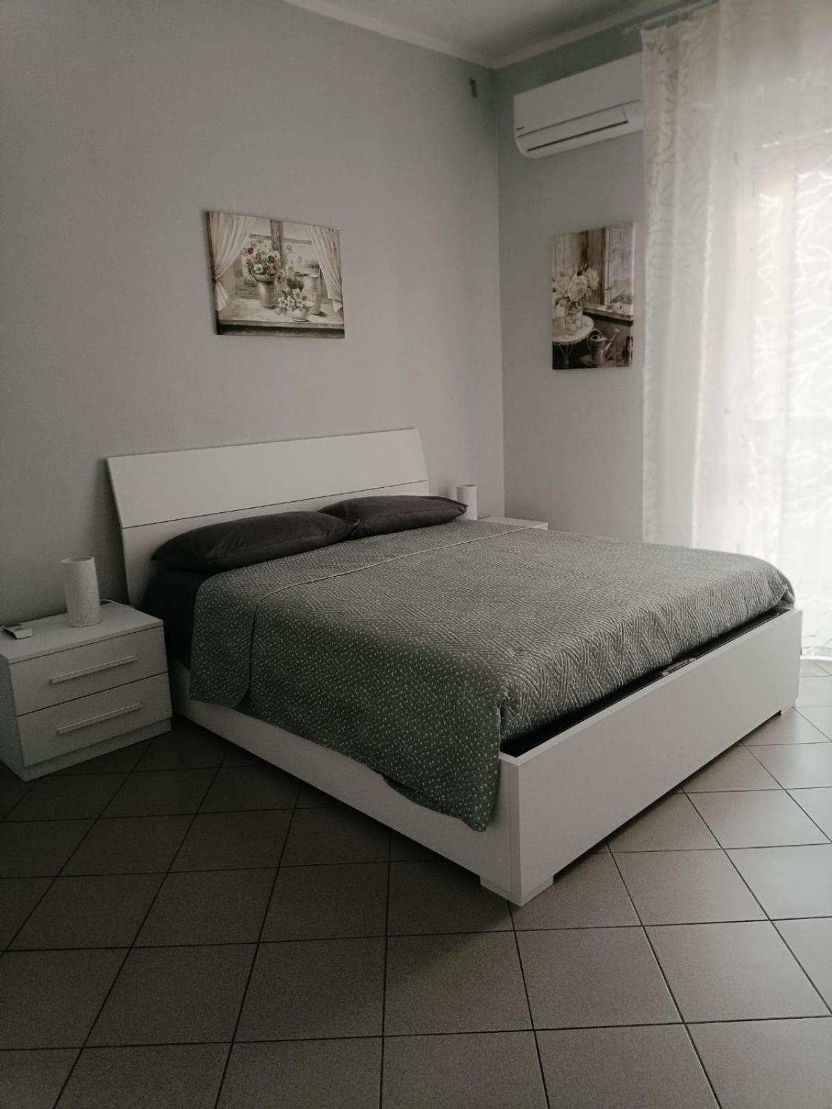 Appartamento Conte Verde Vercelli Exteriör bild